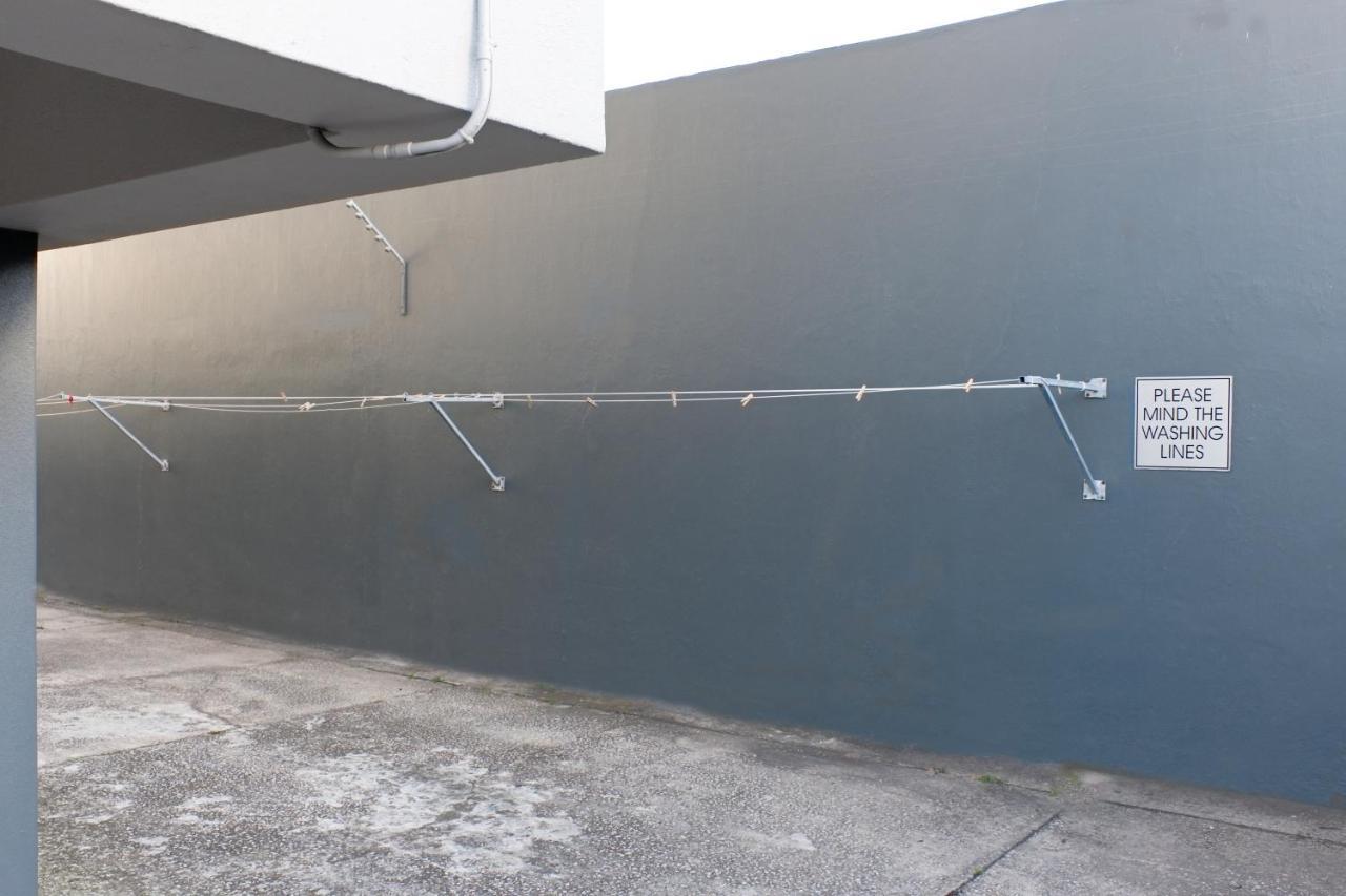 10 On Cape Self Catering Apartments Port Elizabeth Exterior foto